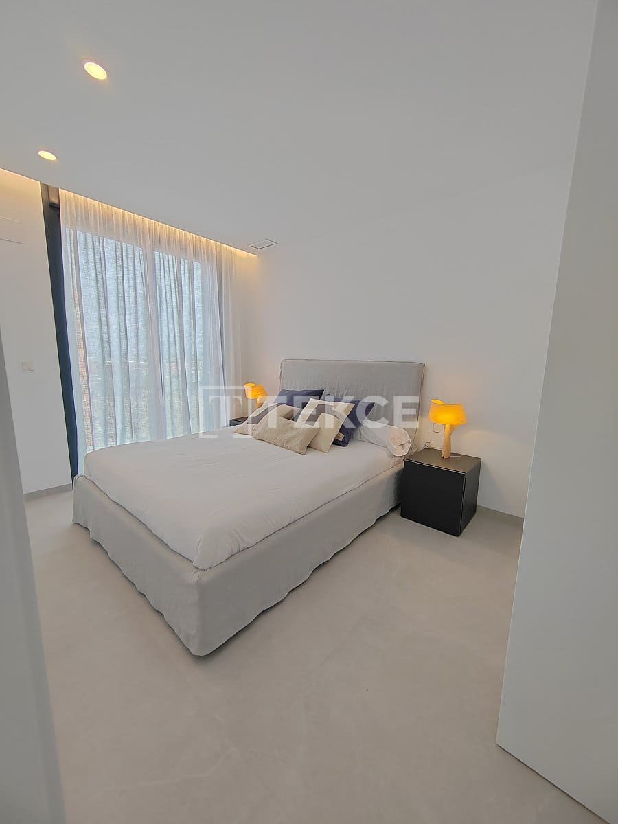 3 bedroom Villa for sale in Rojales with pool - € 575,000 (Ref: 8965261)