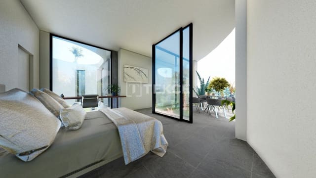 5 bedroom Villa for sale in Cabo Roig, Orihuela with pool - € 3,600,000 (Ref: 8965263)