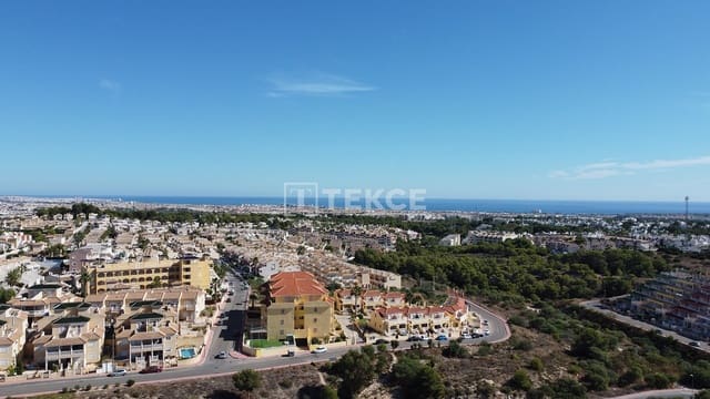 2 sovrum Lägenhet till salu i Villamartin, Orihuela med pool - 295 000 € (Ref: 8965266)