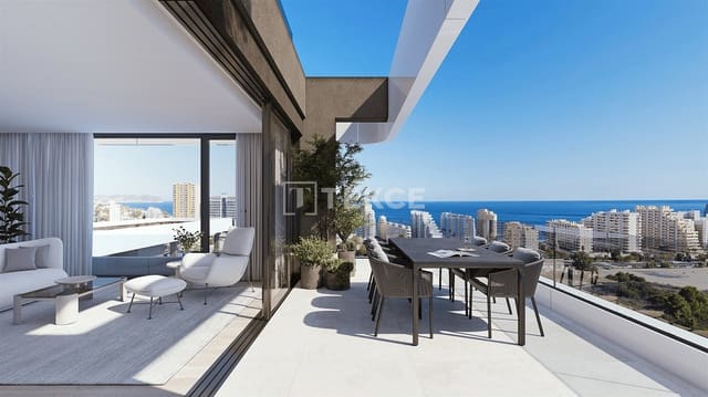 3 sovrum Lägenhet till salu i Pueblo, Calpe / Calp med pool - 1 675 000 € (Ref: 8965269)