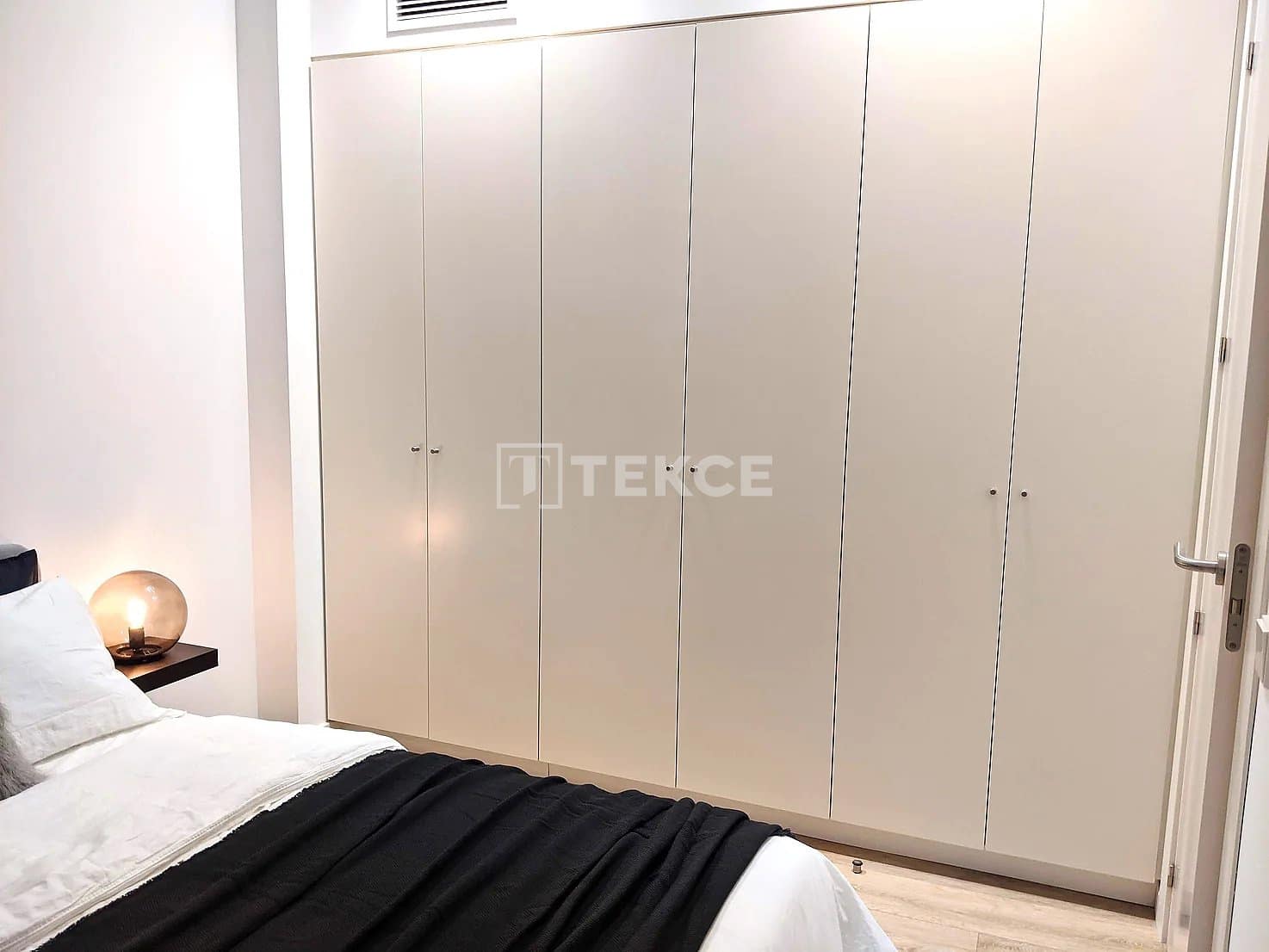 2 sypialnia Mieszkanie na sprzedaż w Miasto Barcelona - 490 000 € (Ref: 8965271)