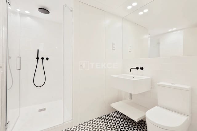 2 sypialnia Mieszkanie na sprzedaż w Miasto Barcelona - 750 000 € (Ref: 8965272)