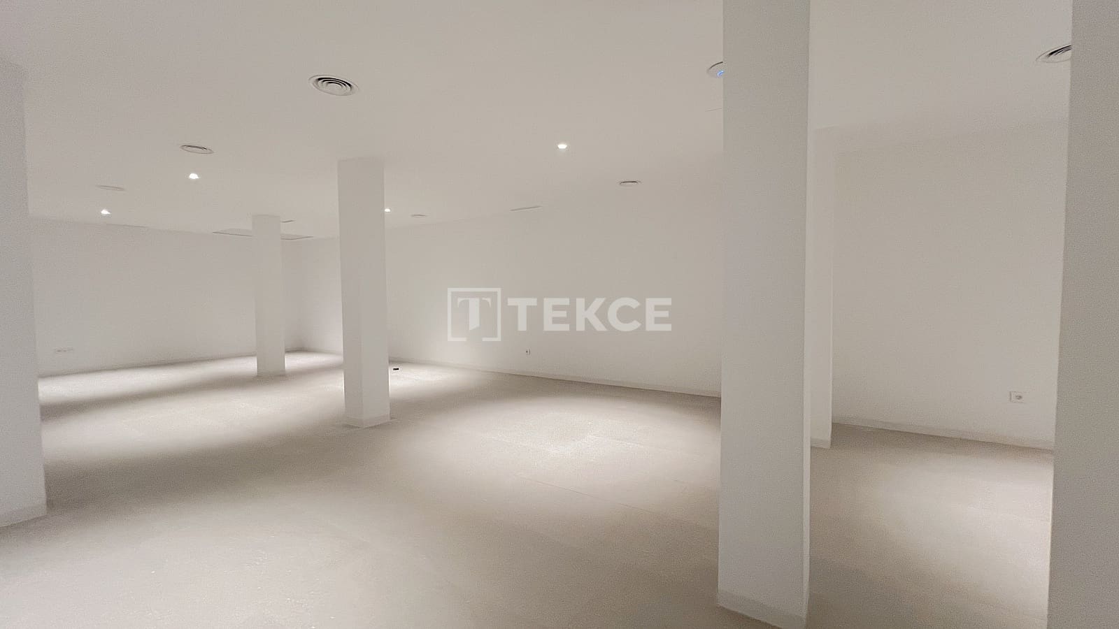 4 makuuhuone Huvila myytävänä paikassa Benissa mukana uima-altaan - 2 260 000 € (Ref: 8965278)