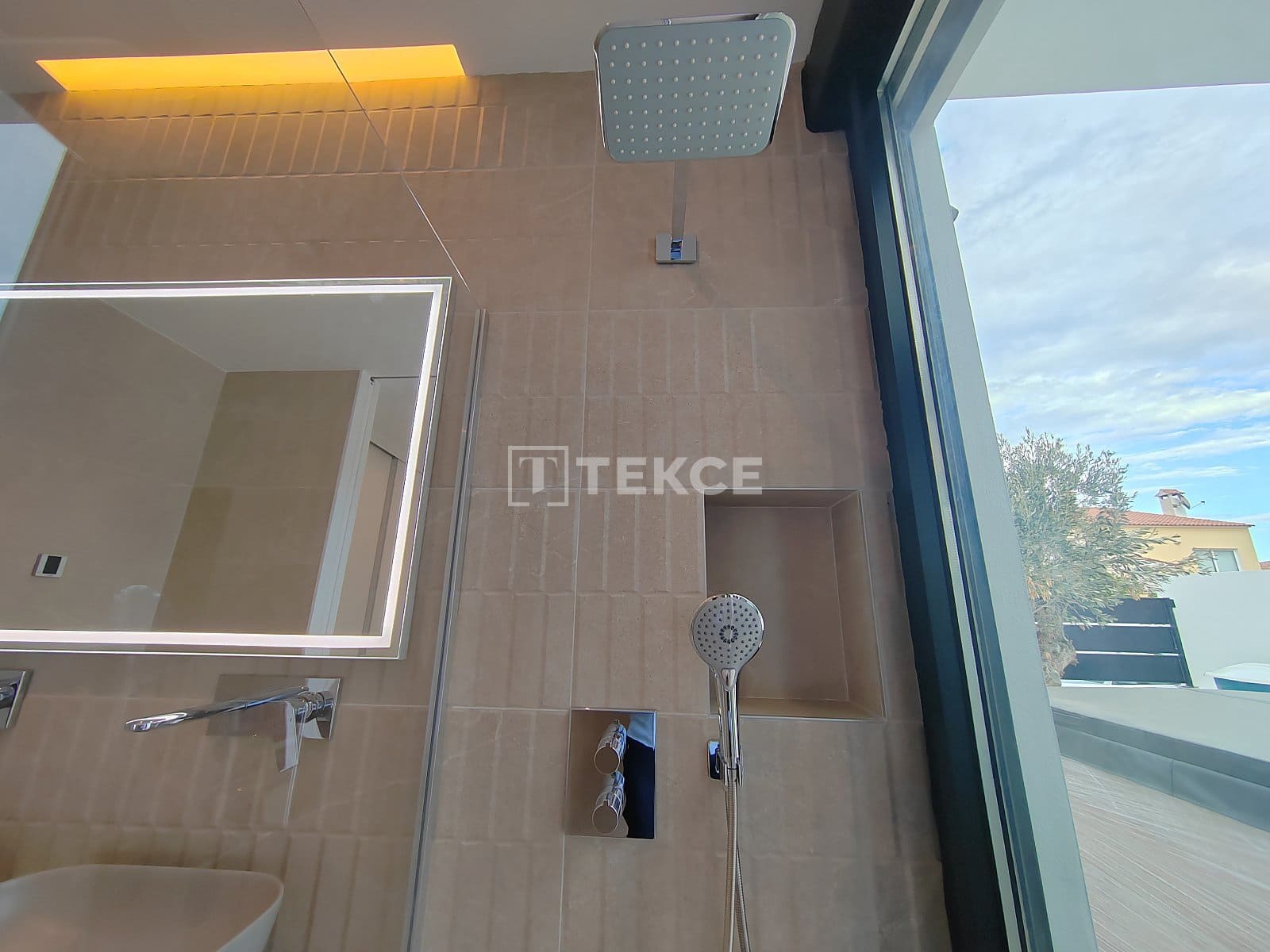 4 sovrum Villa till salu i Playa de San Juan med pool - 950 000 € (Ref: 8965280)