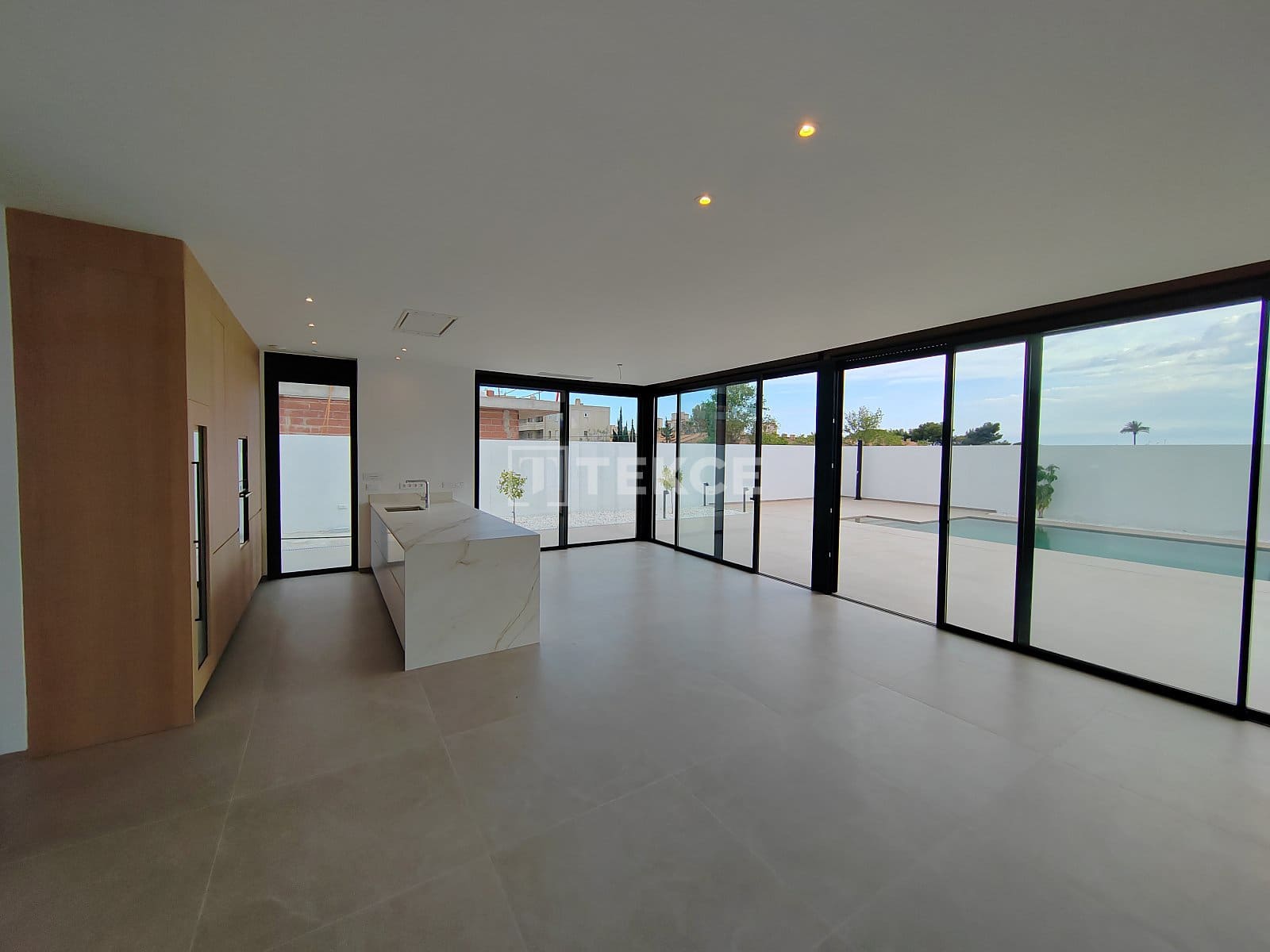 4 sovrum Villa till salu i Playa de San Juan med pool - 950 000 € (Ref: 8965280)