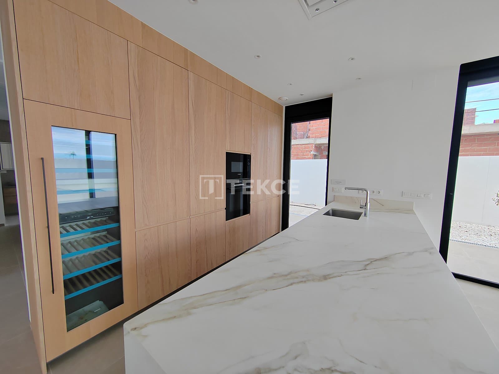 4 sovrum Villa till salu i Playa de San Juan med pool - 950 000 € (Ref: 8965280)