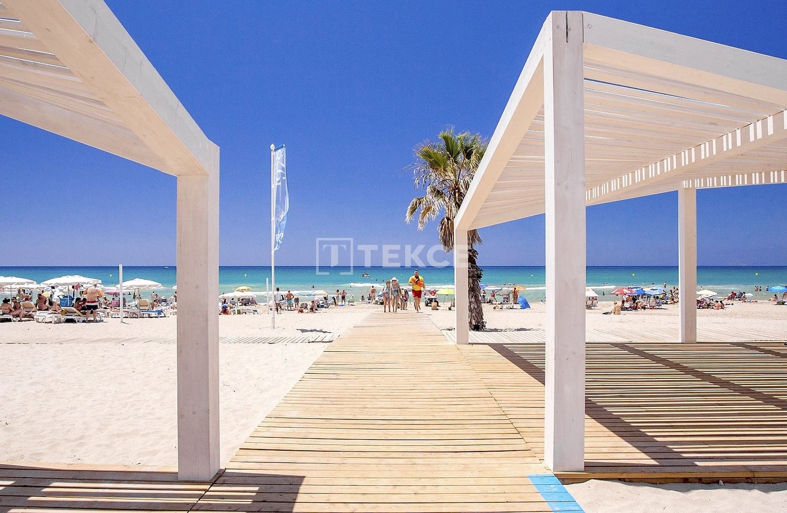 3 Zimmer Villa zu verkaufen in El Campello mit Pool - 1.050.000 € (Ref: 8965281)