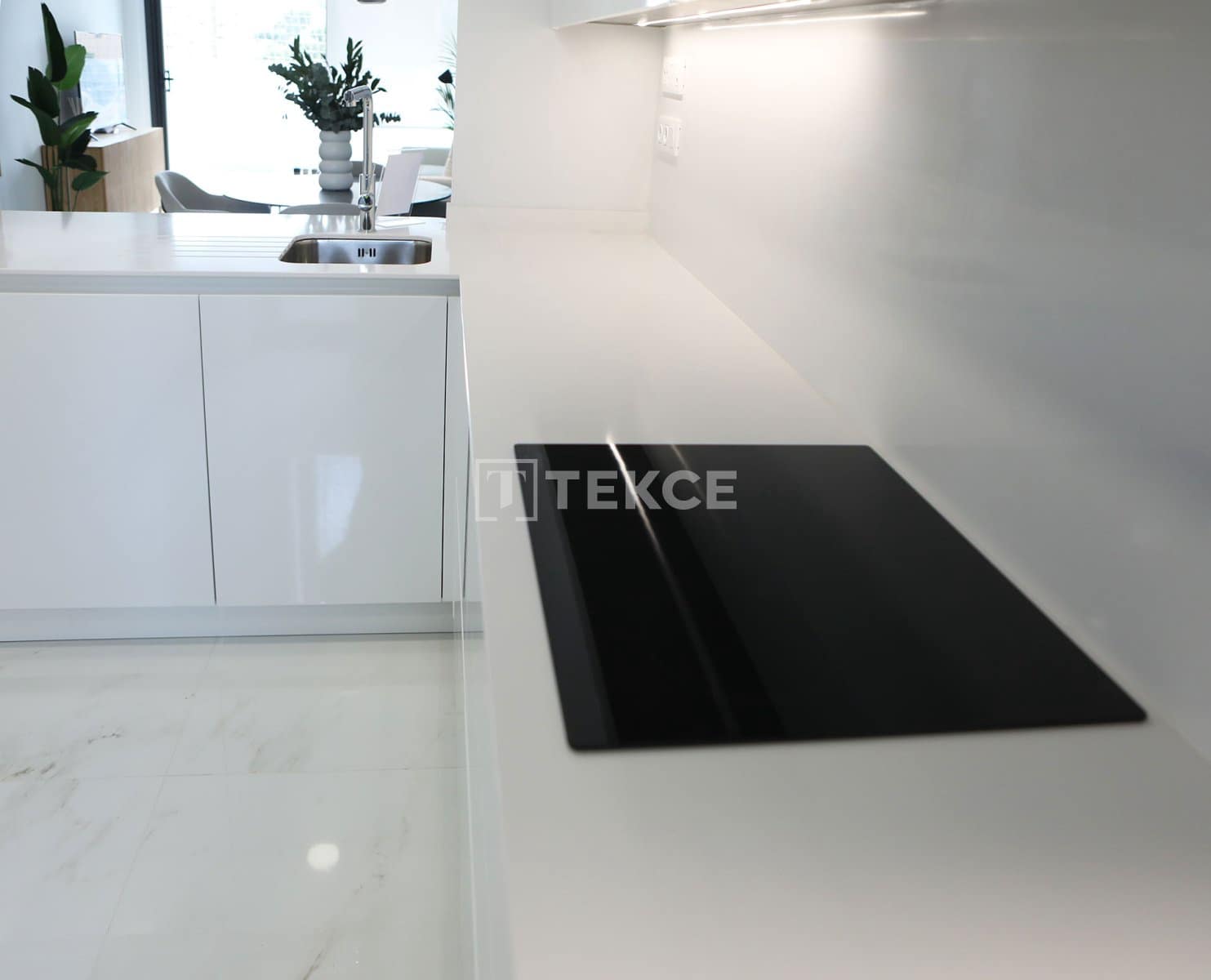 2 soveværelse Lejlighed til salg i Benidorm med swimmingpool - € 655.000 (Ref: 8965287)