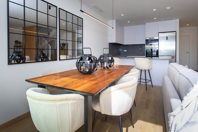 3 chambre Villa/Maison à vendre à Monforte del Cid avec piscine - 320 000 € (Ref: 8965289)