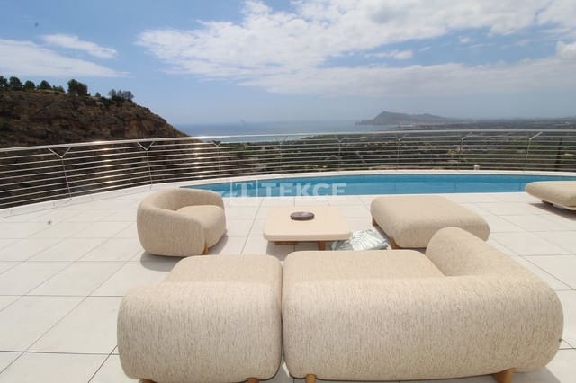 4 sypialnia Willa na sprzedaż w Alhama Springs, Altea z basenem - 2 145 000 € (Ref: 8965318)