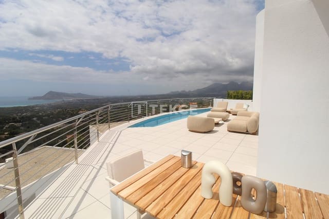 4 sypialnia Willa na sprzedaż w Alhama Springs, Altea z basenem - 2 145 000 € (Ref: 8965318)