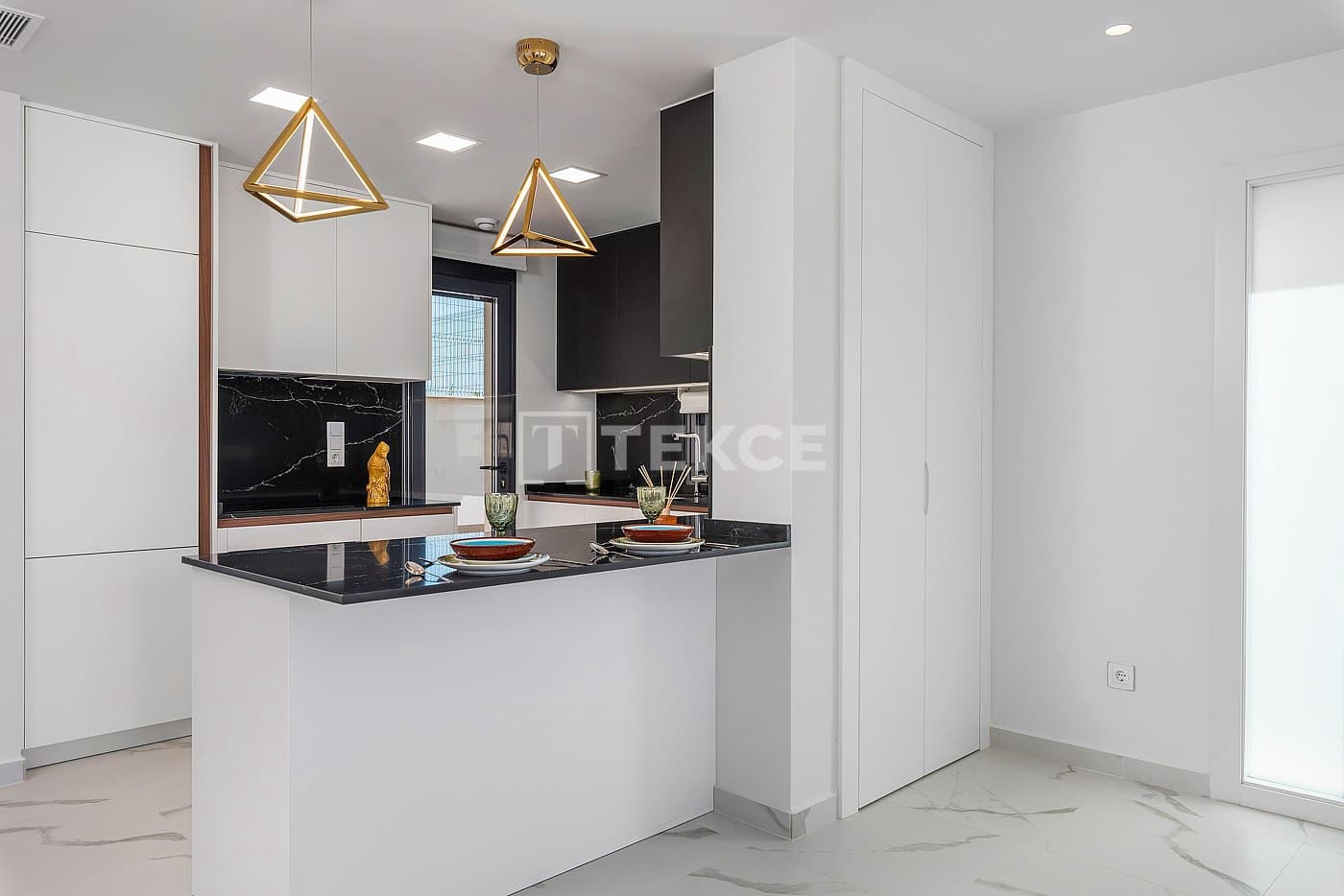 2 sypialnia Mieszkanie na sprzedaż w San Miguel de Salinas z basenem - 375 000 € (Ref: 8965326)