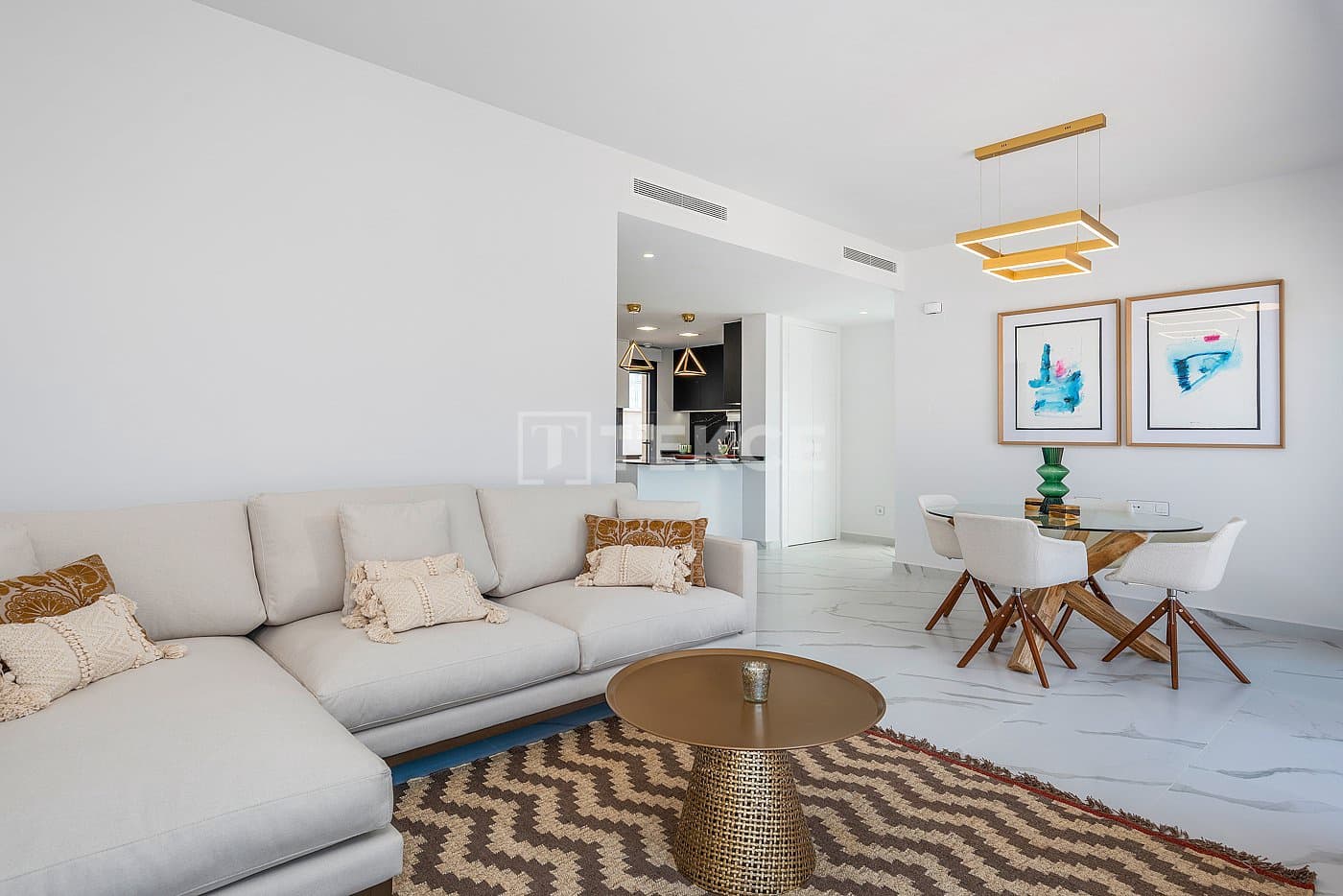 2 Zimmer Wohnung zu verkaufen in San Miguel de Salinas mit Pool - 415.000 € (Ref: 8965327)