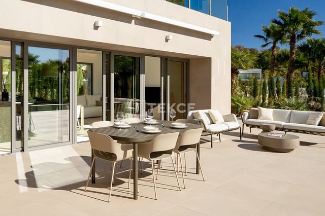 3 soveværelse Villa til salg i San Miguel de Salinas med swimmingpool - € 1.165.000 (Ref: 8965332)