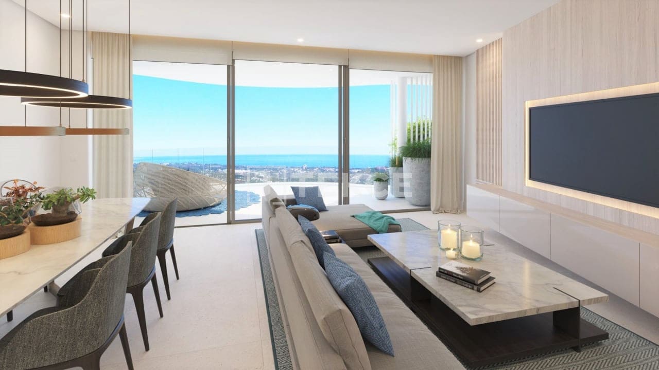 2 bedroom Flat for sale in Benahavis with pool - € 1,200,000 (Ref: 8965352)