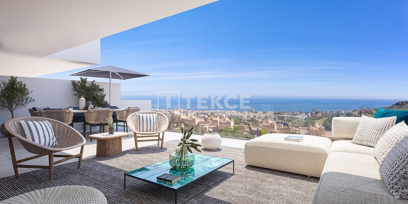 2 slaapkamer Flat te koop in La Duquesa / Puerto de la Duquesa met zwembad - € 522.000 (Ref: 8965399)