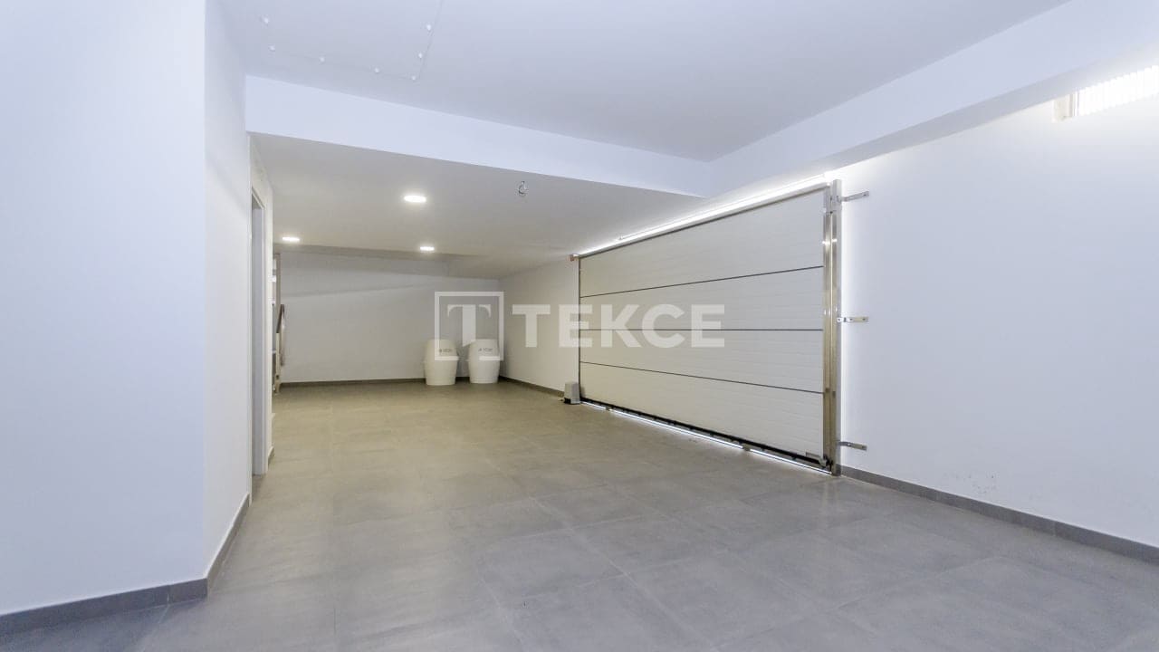 4 bedroom Villa for sale in Dehesa de Campoamor with pool - € 1,175,000 (Ref: 8965457)