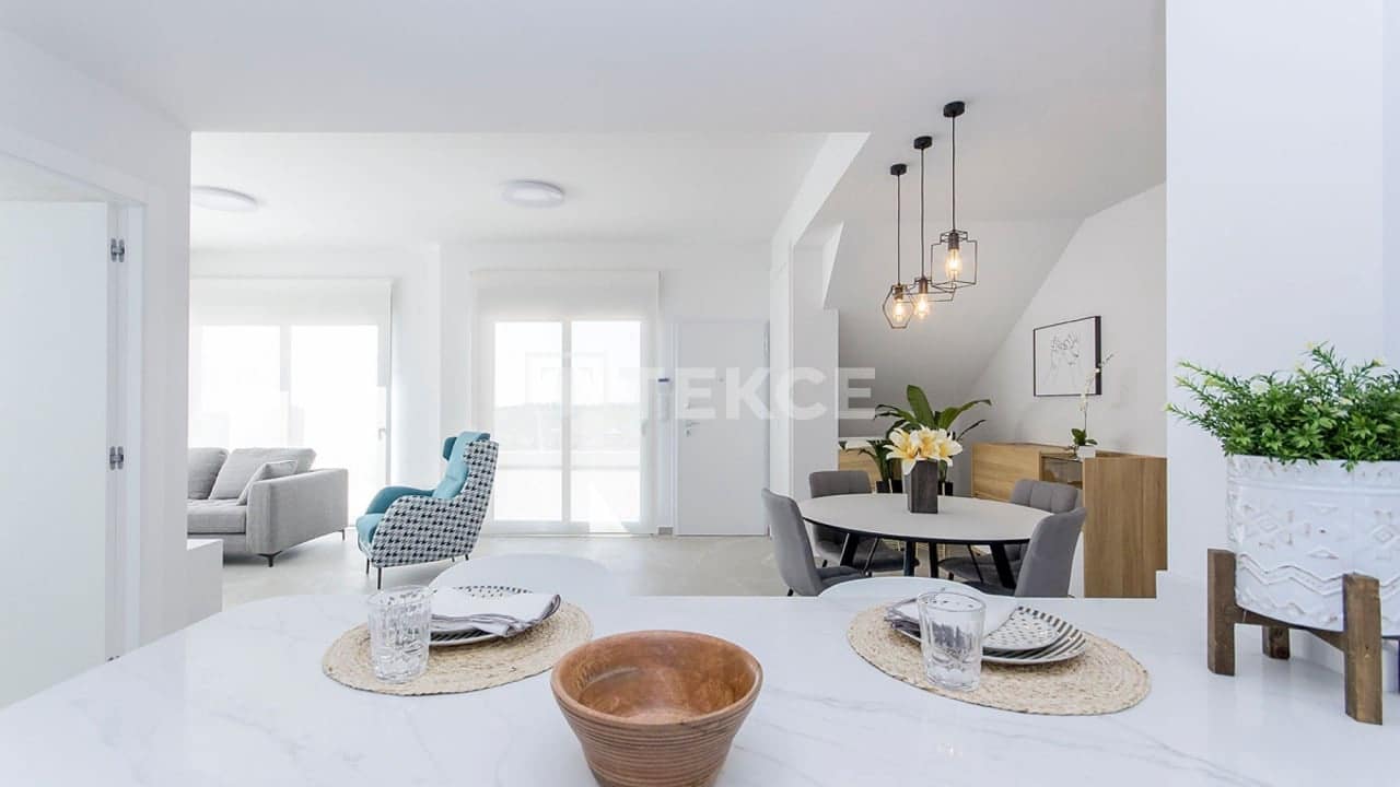 3 sypialnia Willa na sprzedaż w San Miguel de Salinas z basenem - 630 000 € (Ref: 8965458)