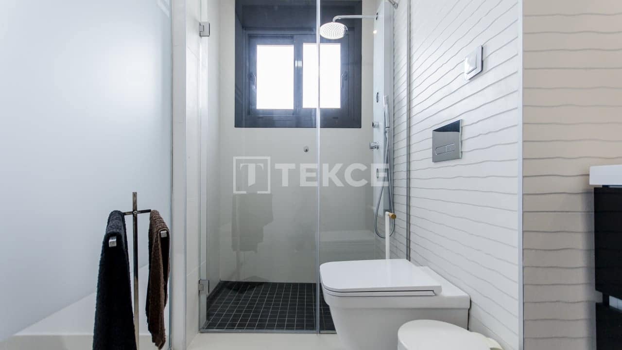 3 sypialnia Willa na sprzedaż w San Miguel de Salinas z basenem - 630 000 € (Ref: 8965458)