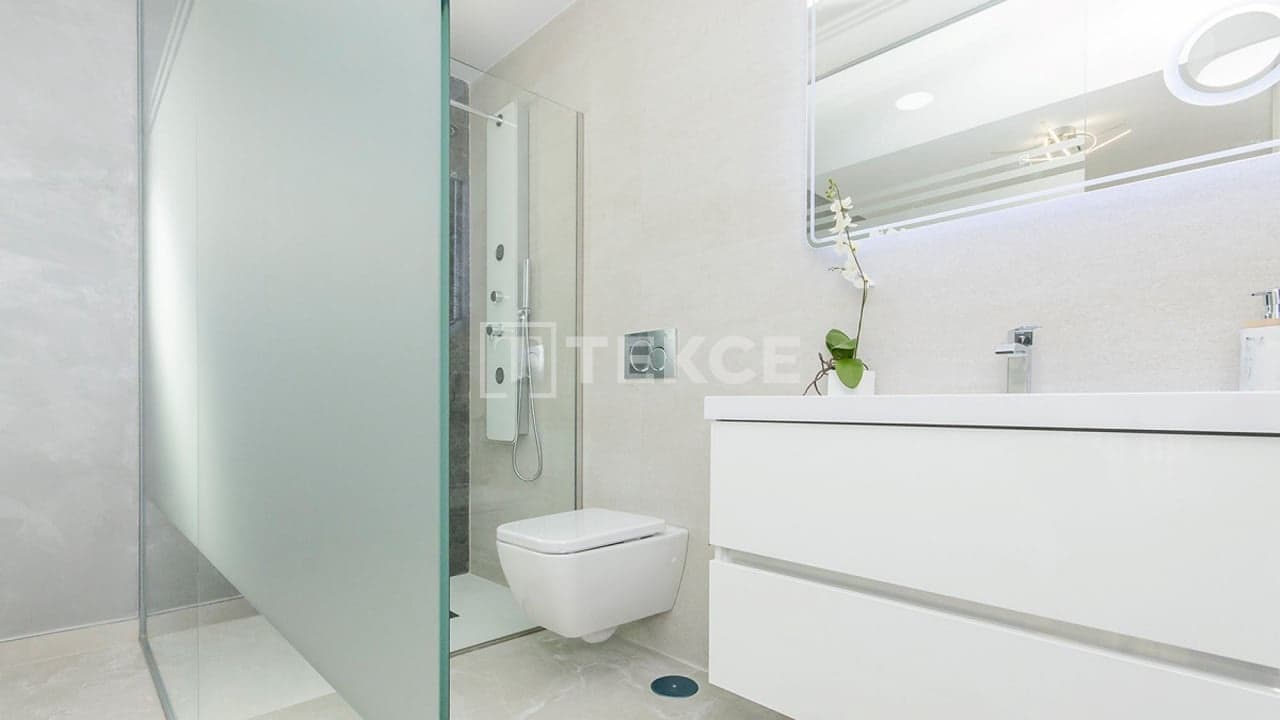 3 sypialnia Willa na sprzedaż w San Miguel de Salinas z basenem - 630 000 € (Ref: 8965458)