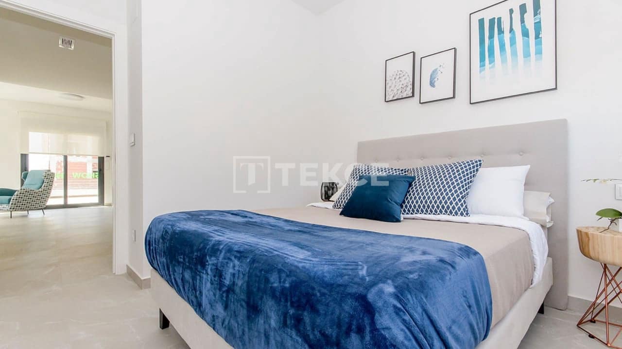 3 sypialnia Willa na sprzedaż w San Miguel de Salinas z basenem - 630 000 € (Ref: 8965458)