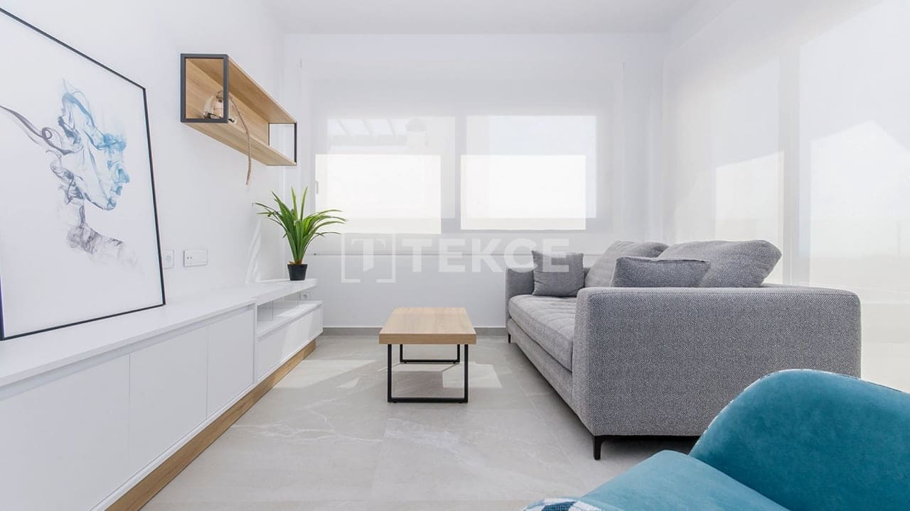 3 sypialnia Willa na sprzedaż w San Miguel de Salinas z basenem - 630 000 € (Ref: 8965458)