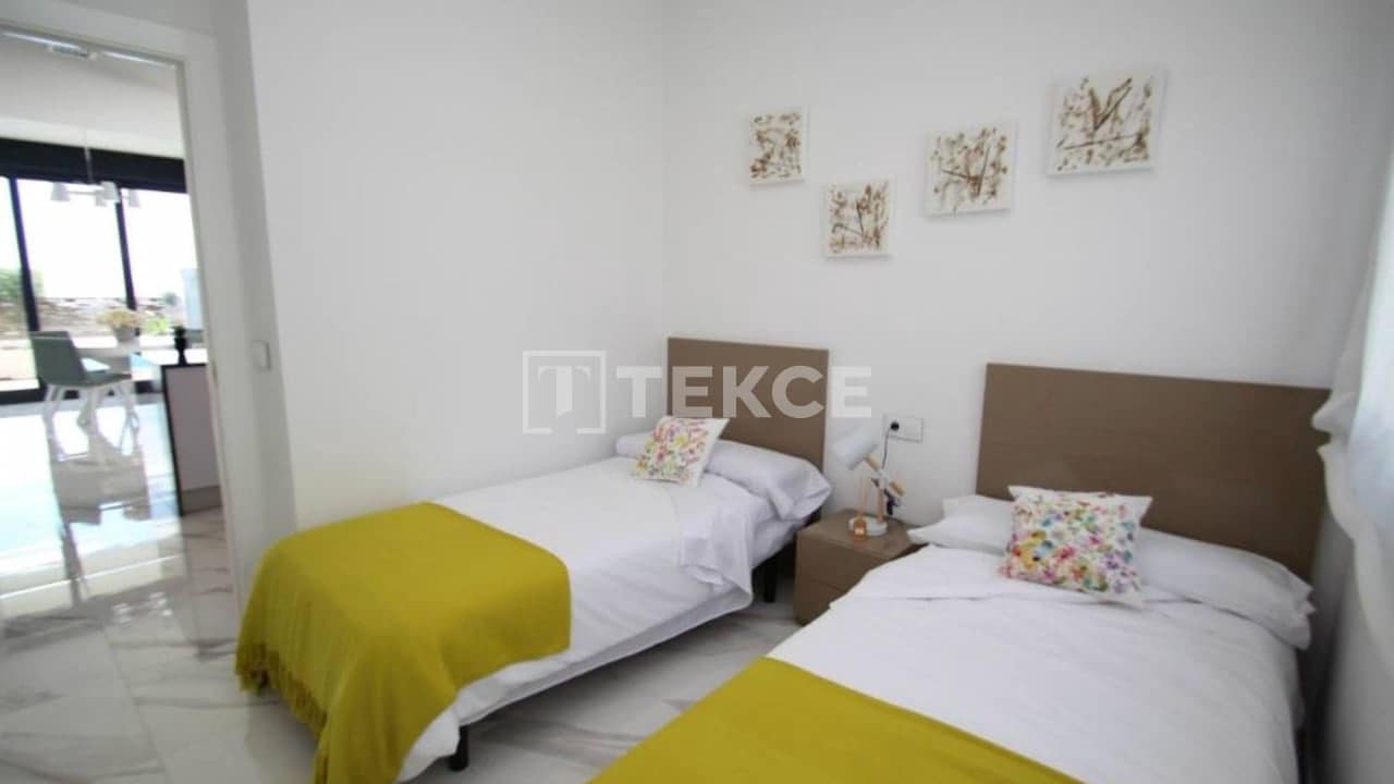 3 sypialnia Willa na sprzedaż w San Miguel de Salinas z basenem - 630 000 € (Ref: 8965458)