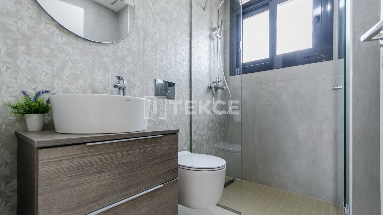 3 sypialnia Willa na sprzedaż w San Miguel de Salinas z basenem - 630 000 € (Ref: 8965458)