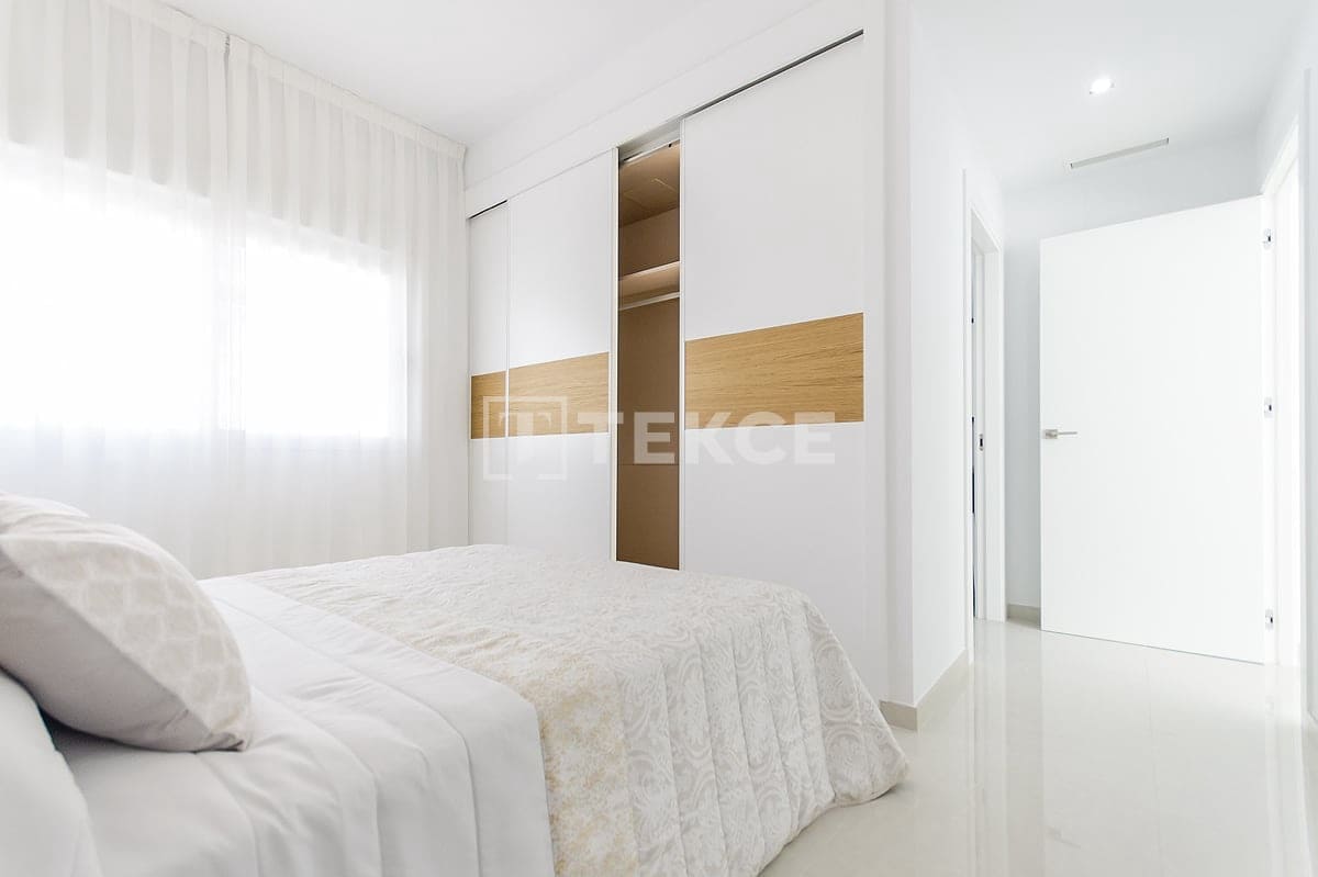 3 Zimmer Villa zu verkaufen in Ciudad Quesada mit Pool - 579.000 € (Ref: 8965470)