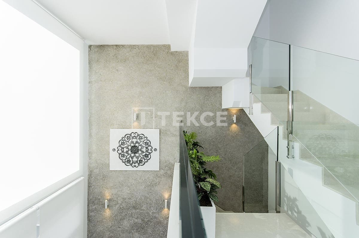 3 Zimmer Villa zu verkaufen in Ciudad Quesada mit Pool - 579.000 € (Ref: 8965470)