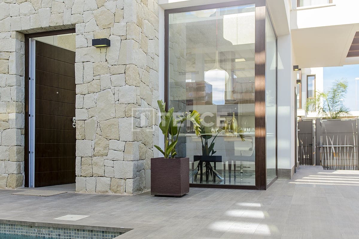 3 Zimmer Villa zu verkaufen in Ciudad Quesada mit Pool - 579.000 € (Ref: 8965470)