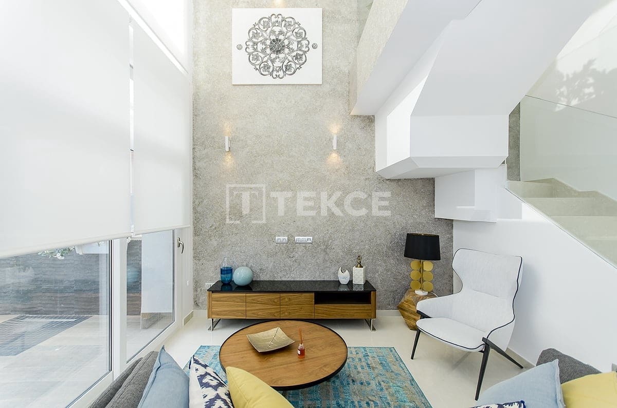 3 Zimmer Villa zu verkaufen in Ciudad Quesada mit Pool - 579.000 € (Ref: 8965470)