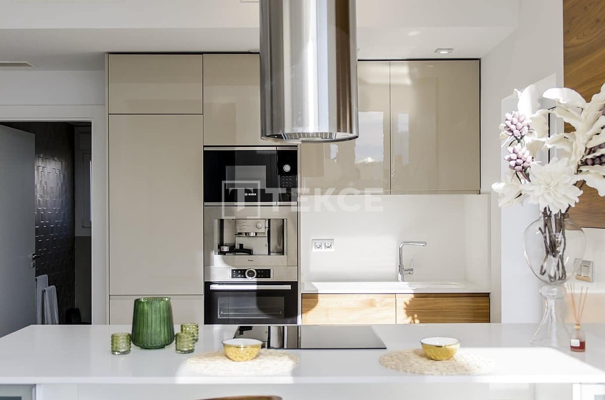 3 Zimmer Villa zu verkaufen in Ciudad Quesada mit Pool - 579.000 € (Ref: 8965470)