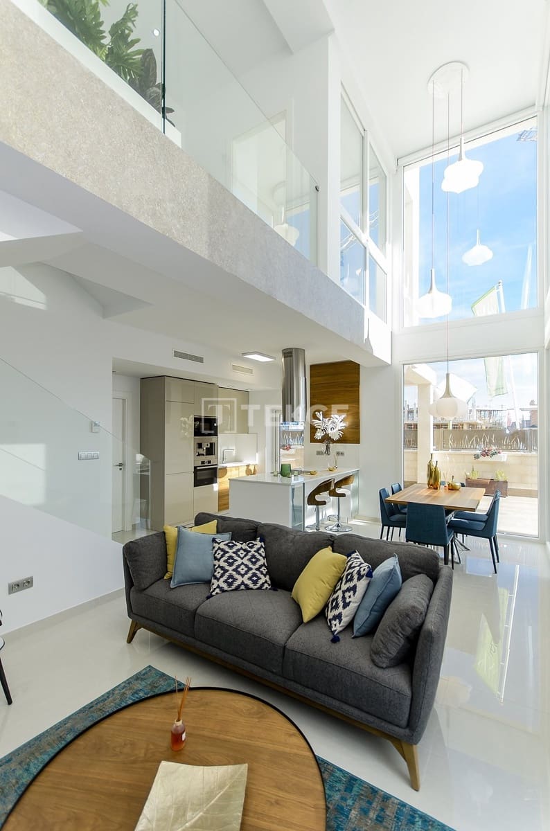 3 Zimmer Villa zu verkaufen in Ciudad Quesada mit Pool - 579.000 € (Ref: 8965470)