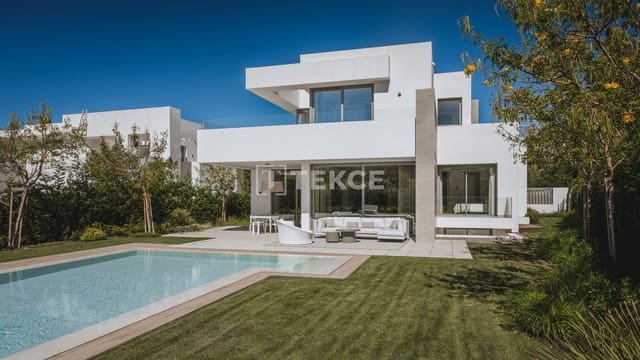 Chalet de 5 habitaciones en El Paraiso, Estepona en venta con piscina - 2.485.000 € (Ref: 8965487)