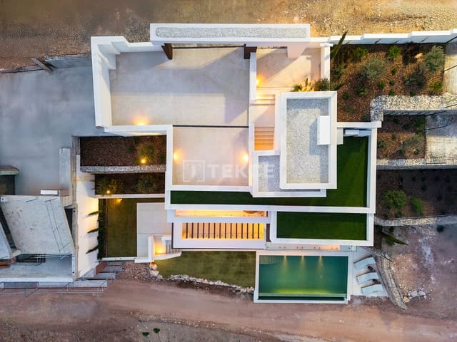 4 Zimmer Villa zu verkaufen in Pinares de San Antón, Málaga Stadt mit Pool - 2.700.000 € (Ref: 8965503)