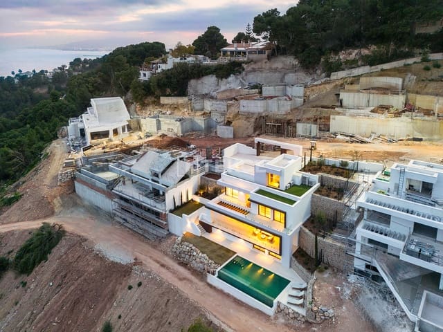 4 Zimmer Villa zu verkaufen in Pinares de San Antón, Málaga Stadt mit Pool - 2.700.000 € (Ref: 8965503)