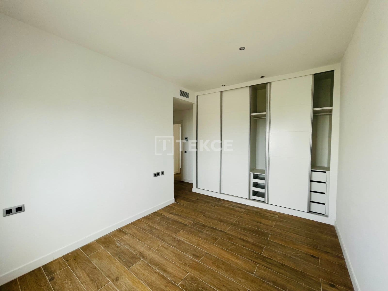 5 soveværelse Villa til salg i Torremuelle med swimmingpool - € 1.550.000 (Ref: 8965505)