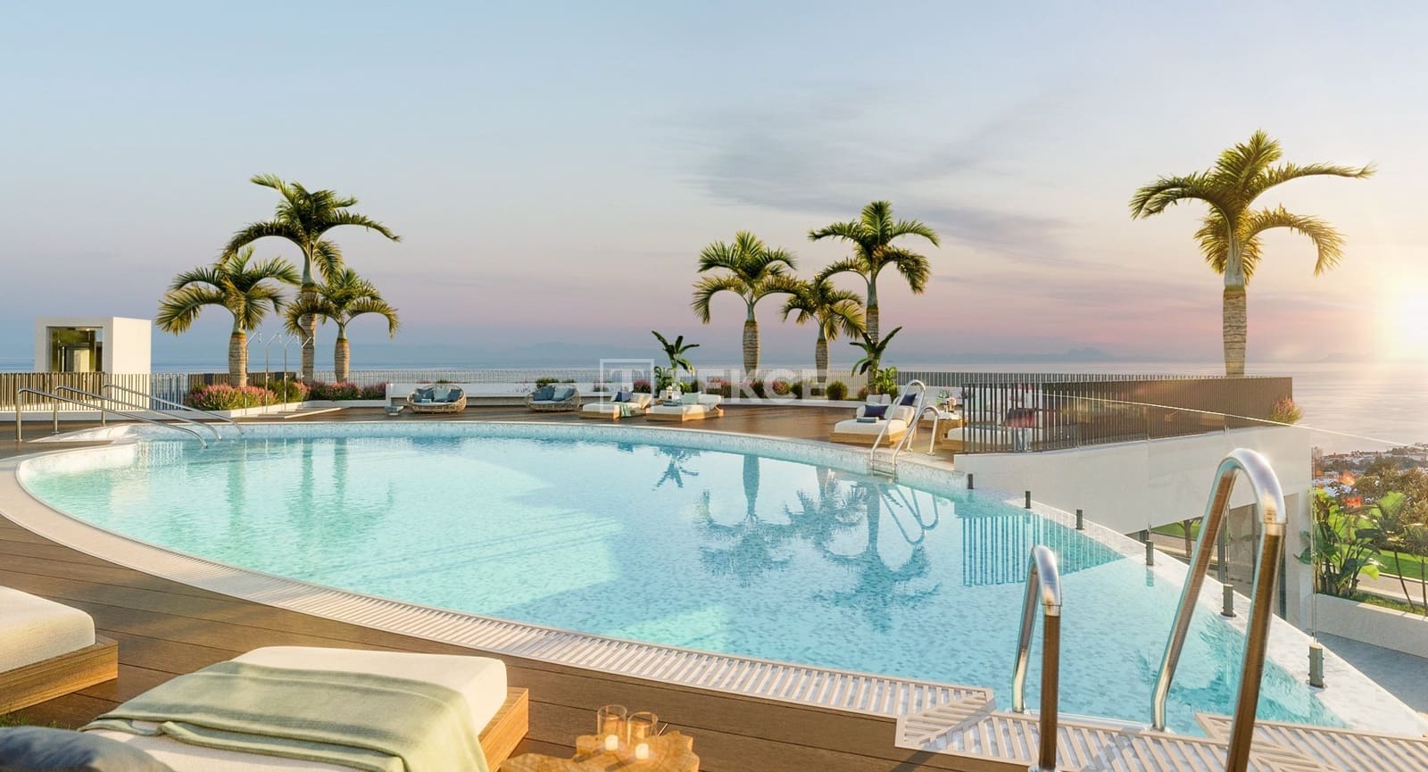 Piso de 2 habitaciones en Los Monteros en venta con piscina - 562.000 € (Ref: 8965511)
