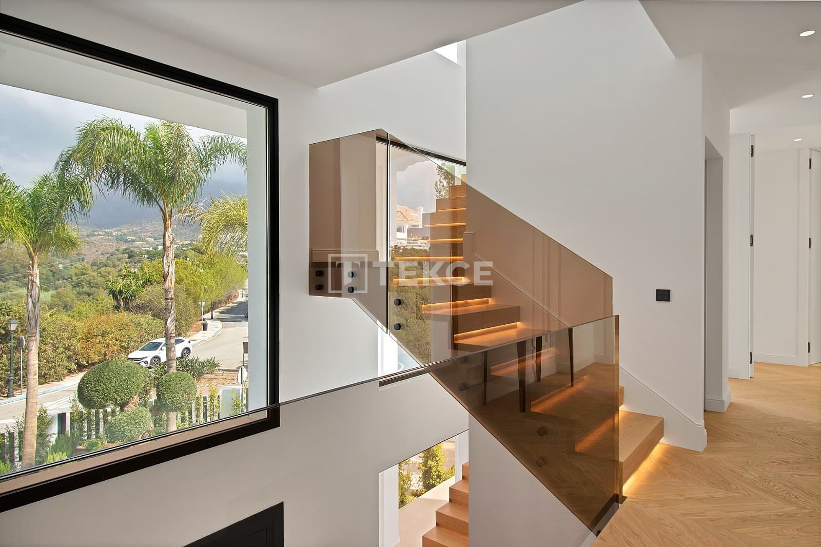 5 bedroom Villa for sale in Golden Mile with pool - € 6,400,000 (Ref: 8965517)