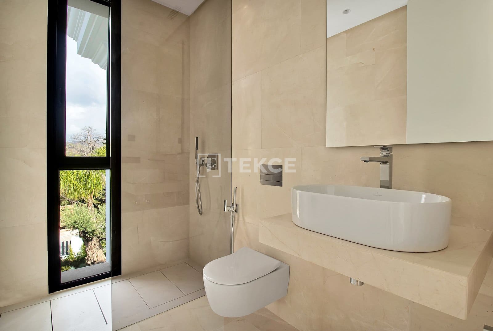 5 bedroom Villa for sale in Golden Mile with pool - € 6,400,000 (Ref: 8965517)