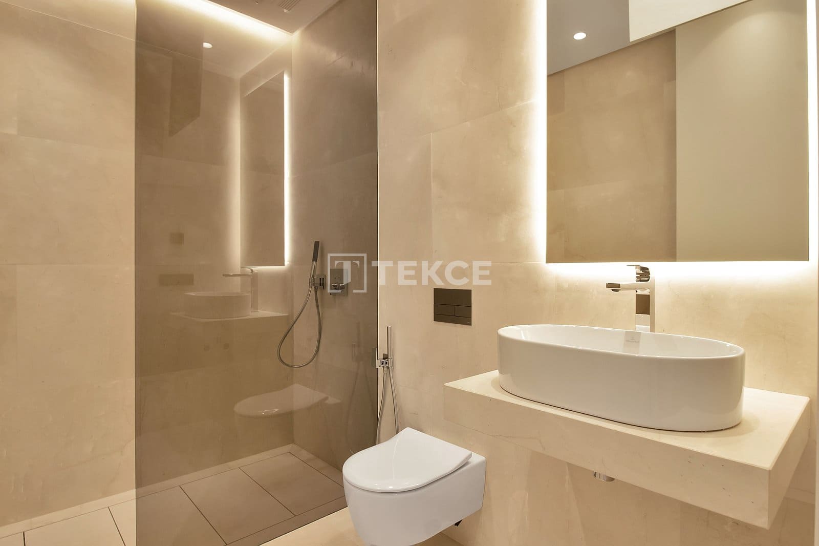 5 bedroom Villa for sale in Golden Mile with pool - € 6,400,000 (Ref: 8965517)