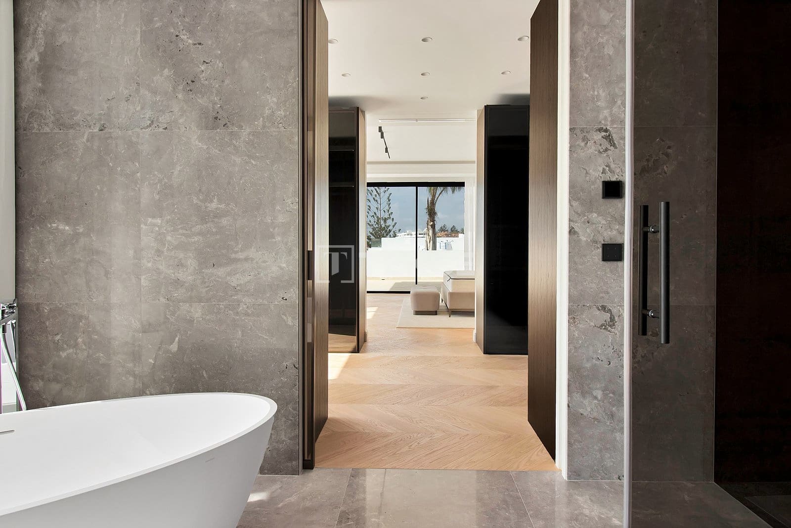 5 bedroom Villa for sale in Golden Mile with pool - € 6,400,000 (Ref: 8965517)