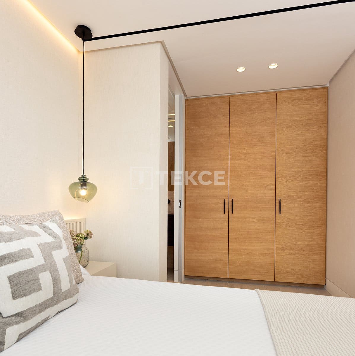 4 slaapkamer Flat te koop in Estepona met zwembad - € 4.385.000 (Ref: 8965540)