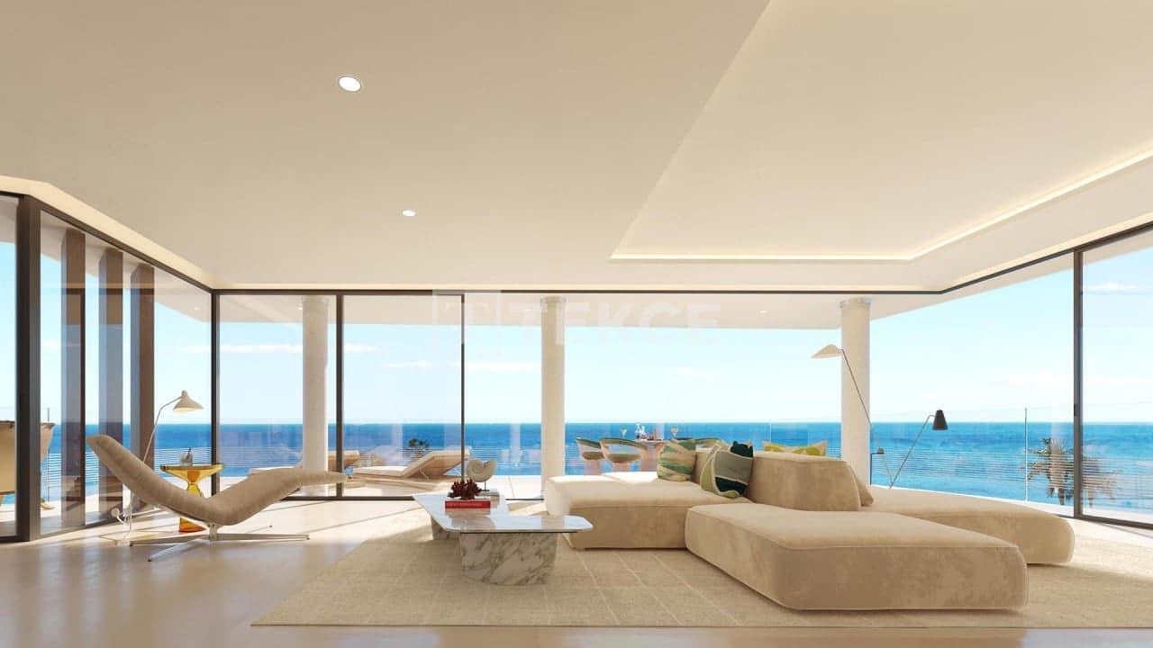 2 slaapkamer Flat te koop in Estepona met zwembad - € 995.000 (Ref: 8965557)