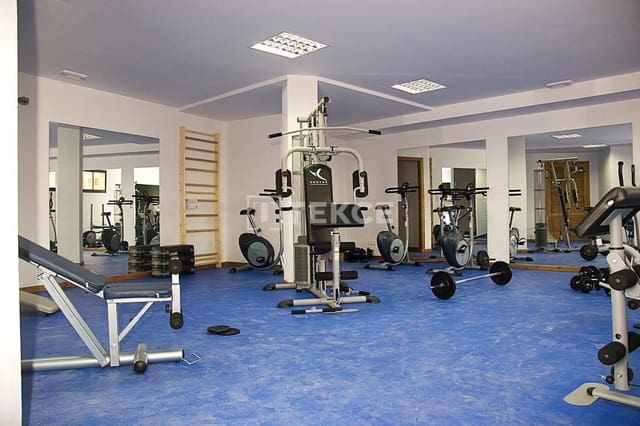 2 sovrum Lägenhet till salu i Los Pacos, Fuengirola med pool - 298 000 € (Ref: 8965579)