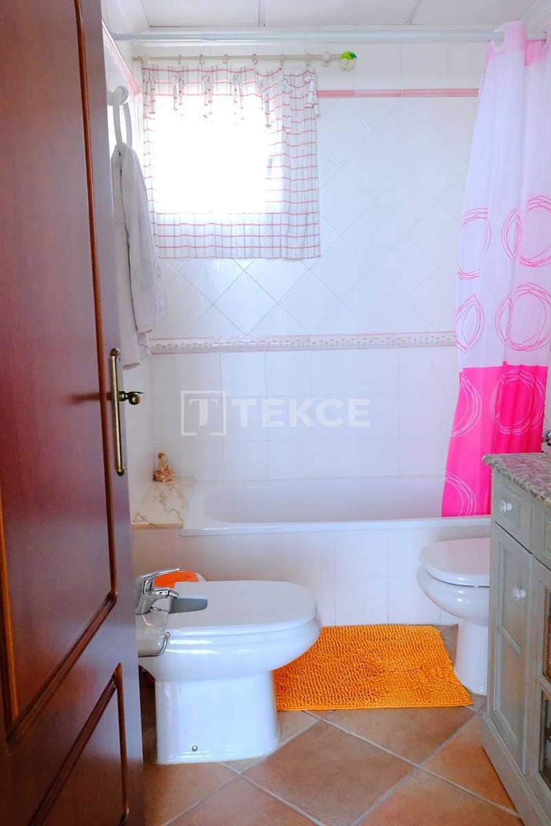 5 chambre Villa/Maison à vendre à Orihuela avec piscine - 675 000 € (Ref: 8965584)