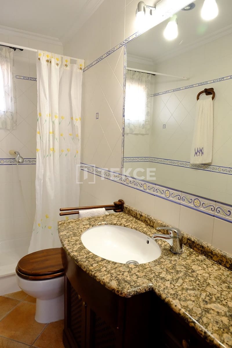 5 chambre Villa/Maison à vendre à Orihuela avec piscine - 675 000 € (Ref: 8965584)