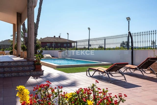 5 chambre Villa/Maison à vendre à Orihuela avec piscine - 675 000 € (Ref: 8965584)