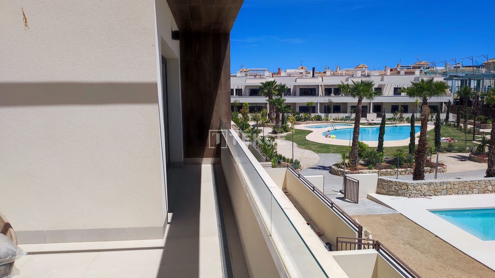 2 Zimmer Wohnung zu verkaufen in Torrevieja mit Pool - 360.000 € (Ref: 8965586)